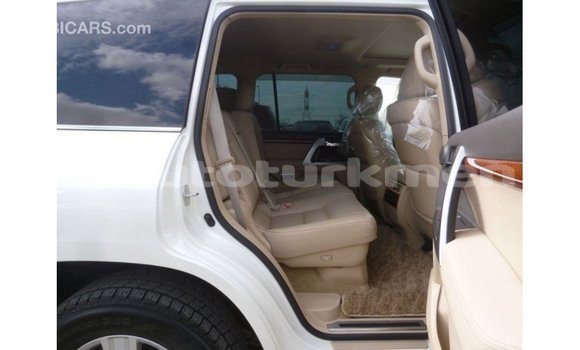 Buy Import Toyota Land Cruiser White Car in Import - Dubai in Ahal Buy Import Toyota Land Cruiser White Car in Import - Dubai in Ahal