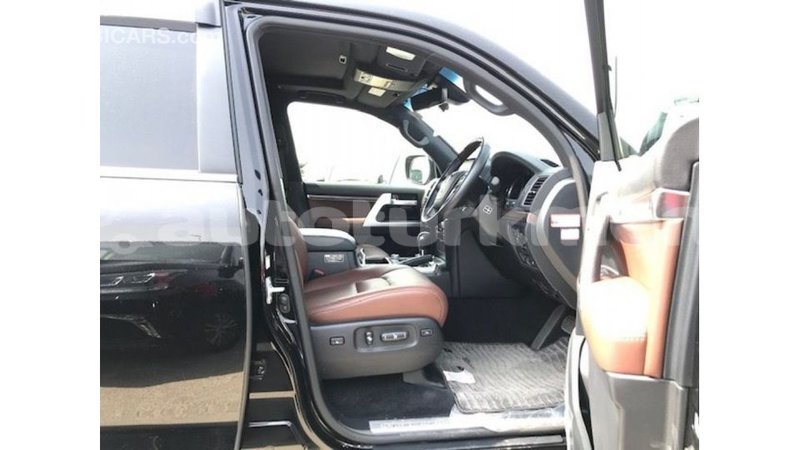 Big with watermark toyota land cruiser ahal import dubai 2250