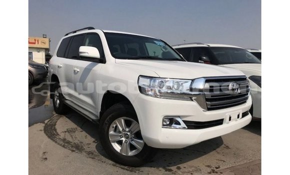 Buy Import Toyota Land Cruiser White Car in Import - Dubai in Ahal Buy Import Toyota Land Cruiser White Car in Import - Dubai in Ahal