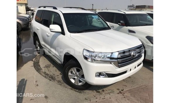 Buy Import Toyota Land Cruiser White Car in Import - Dubai in Ahal Buy Import Toyota Land Cruiser White Car in Import - Dubai in Ahal