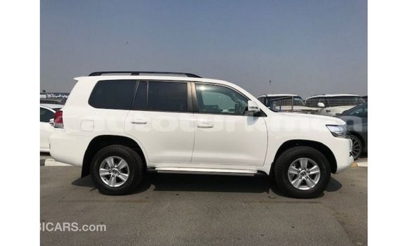 Buy Import Toyota Land Cruiser White Car in Import - Dubai in Ahal Buy Import Toyota Land Cruiser White Car in Import - Dubai in Ahal