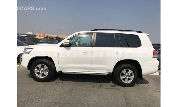 Buy Import Toyota Land Cruiser White Car in Import - Dubai in Ahal Buy Import Toyota Land Cruiser White Car in Import - Dubai in Ahal