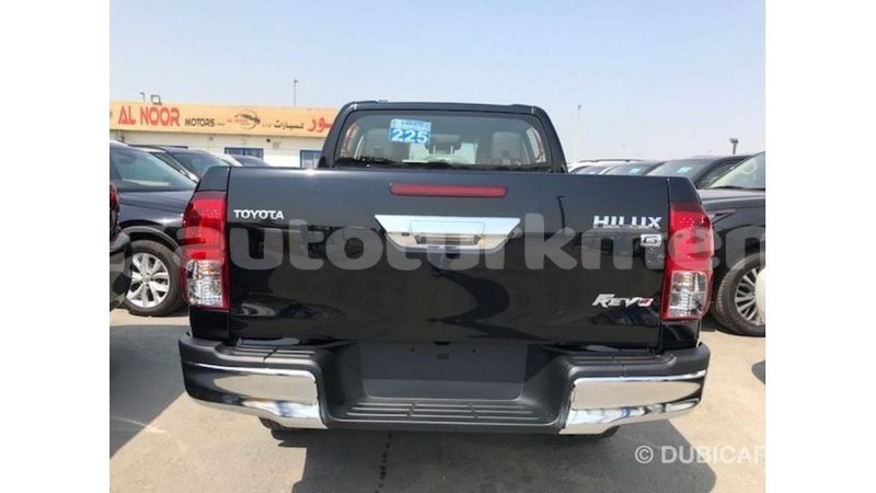 Big with watermark toyota hilux ahal import dubai 2259