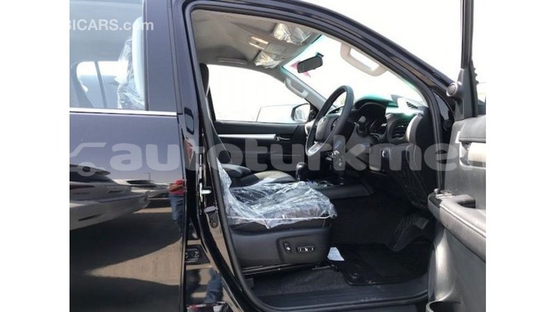 Big with watermark toyota hilux ahal import dubai 2259