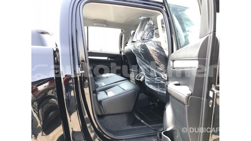 Big with watermark toyota hilux ahal import dubai 2259