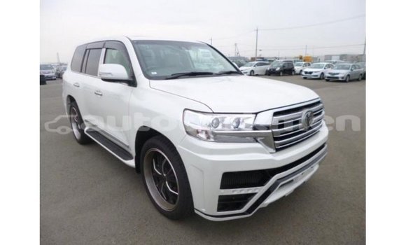 Buy Import Toyota Land Cruiser White Car in Import - Dubai in Ahal Buy Import Toyota Land Cruiser White Car in Import - Dubai in Ahal
