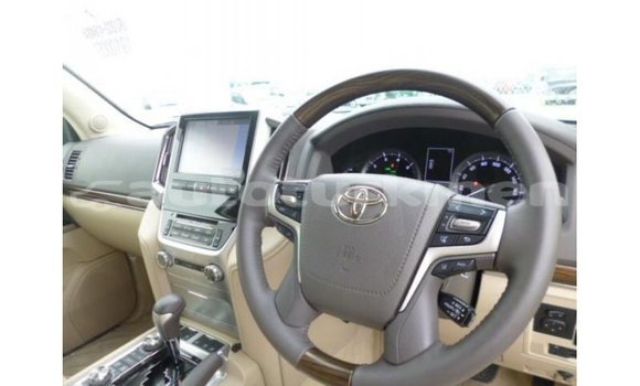Buy Import Toyota Land Cruiser White Car in Import - Dubai in Ahal Buy Import Toyota Land Cruiser White Car in Import - Dubai in Ahal