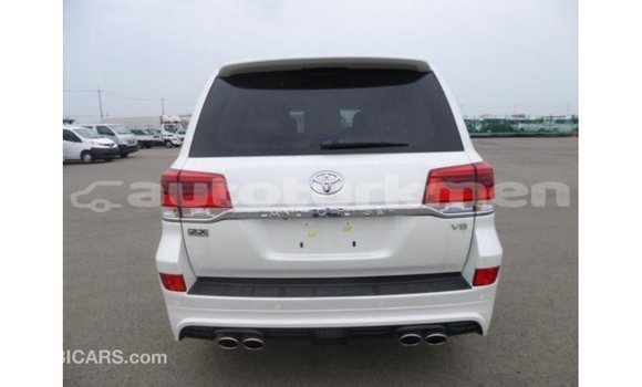 Buy Import Toyota Land Cruiser White Car in Import - Dubai in Ahal Buy Import Toyota Land Cruiser White Car in Import - Dubai in Ahal