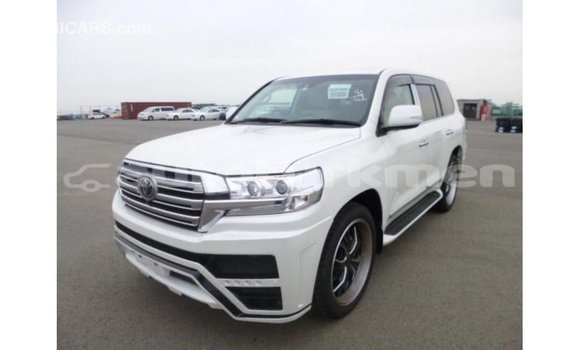 Buy Import Toyota Land Cruiser White Car in Import - Dubai in Ahal Buy Import Toyota Land Cruiser White Car in Import - Dubai in Ahal