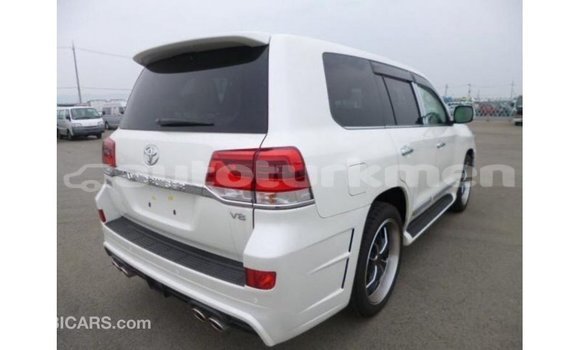 Buy Import Toyota Land Cruiser White Car in Import - Dubai in Ahal Buy Import Toyota Land Cruiser White Car in Import - Dubai in Ahal