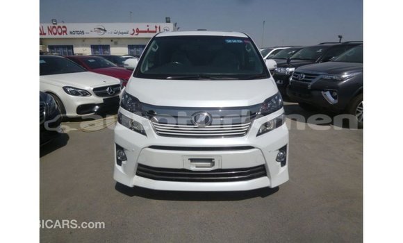 Buy Import Toyota Vellfire White Car in Import - Dubai in Ahal Buy Import Toyota Vellfire White Car in Import - Dubai in Ahal