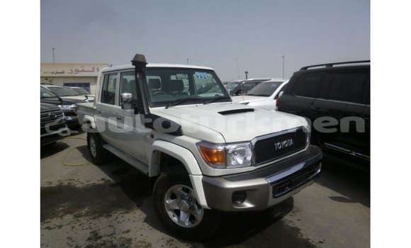 Buy Import Toyota Land Cruiser White Car in Import - Dubai in Ahal Buy Import Toyota Land Cruiser White Car in Import - Dubai in Ahal