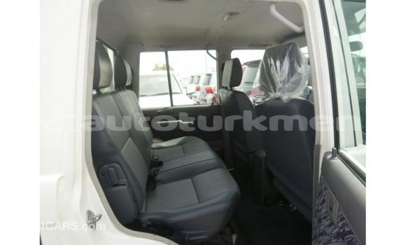 Buy Import Toyota Land Cruiser White Car in Import - Dubai in Ahal Buy Import Toyota Land Cruiser White Car in Import - Dubai in Ahal