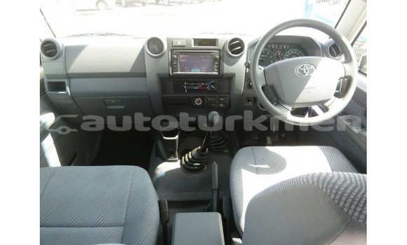 Buy Import Toyota Land Cruiser White Car in Import - Dubai in Ahal Buy Import Toyota Land Cruiser White Car in Import - Dubai in Ahal