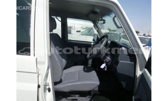 Buy Import Toyota Land Cruiser White Car in Import - Dubai in Ahal Buy Import Toyota Land Cruiser White Car in Import - Dubai in Ahal