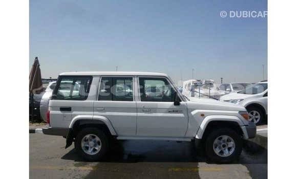 Buy Import Toyota Land Cruiser White Car in Import - Dubai in Ahal Buy Import Toyota Land Cruiser White Car in Import - Dubai in Ahal