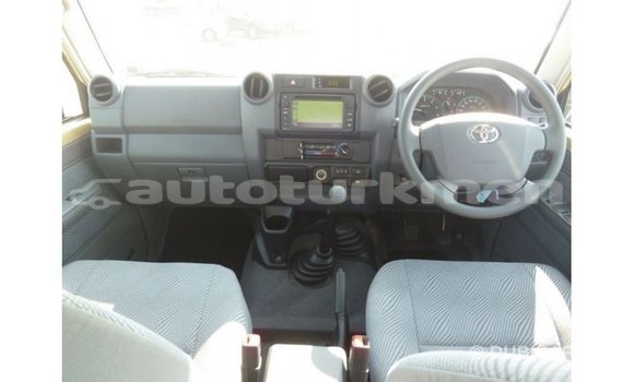 Buy Import Toyota Land Cruiser Beige Car in Import - Dubai in Ahal Buy Import Toyota Land Cruiser Beige Car in Import - Dubai in Ahal