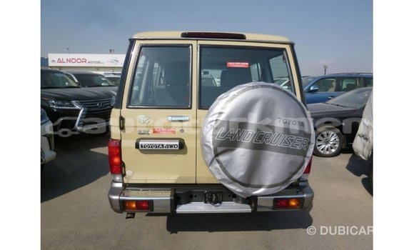 Buy Import Toyota Land Cruiser Beige Car in Import - Dubai in Ahal Buy Import Toyota Land Cruiser Beige Car in Import - Dubai in Ahal