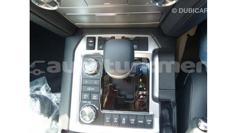 Big with watermark toyota land cruiser ahal import dubai 2318