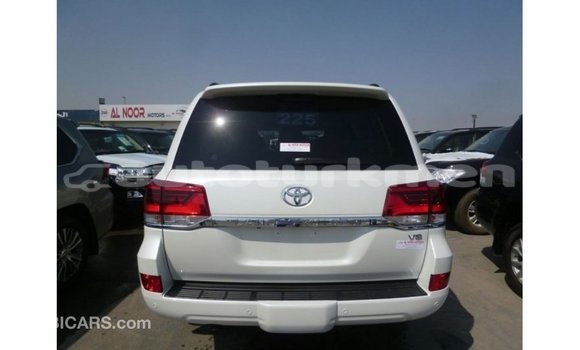 Buy Import Toyota Land Cruiser White Car in Import - Dubai in Ahal Buy Import Toyota Land Cruiser White Car in Import - Dubai in Ahal