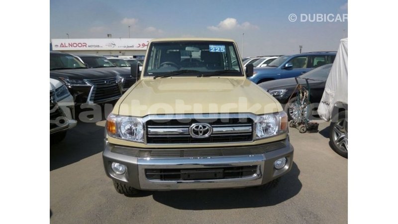 Big with watermark toyota land cruiser ahal import dubai 2349
