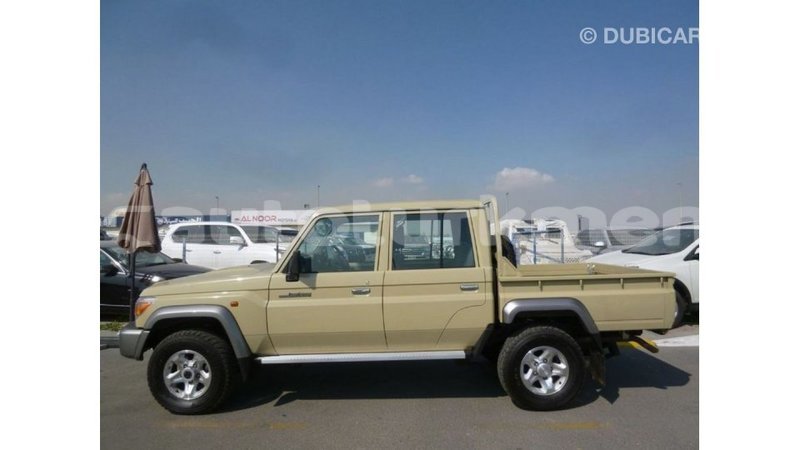 Big with watermark toyota land cruiser ahal import dubai 2349