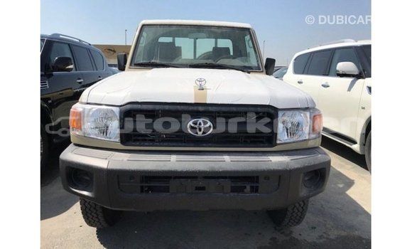 Buy Import Toyota Land Cruiser Beige Car in Import - Dubai in Ahal Buy Import Toyota Land Cruiser Beige Car in Import - Dubai in Ahal