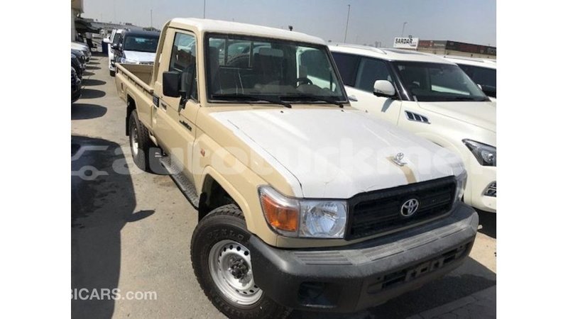 Big with watermark toyota land cruiser ahal import dubai 2352