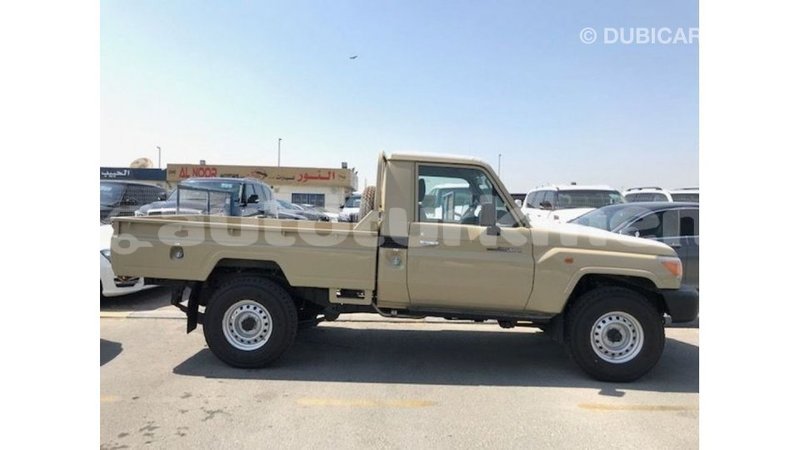 Big with watermark toyota land cruiser ahal import dubai 2352