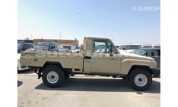 Buy Import Toyota Land Cruiser Beige Car in Import - Dubai in Ahal Buy Import Toyota Land Cruiser Beige Car in Import - Dubai in Ahal