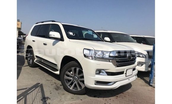 Buy Import Toyota Land Cruiser White Car in Import - Dubai in Ahal Buy Import Toyota Land Cruiser White Car in Import - Dubai in Ahal