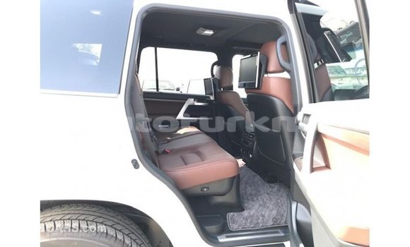 Buy Import Toyota Land Cruiser White Car in Import - Dubai in Ahal Buy Import Toyota Land Cruiser White Car in Import - Dubai in Ahal