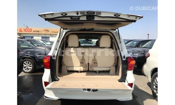 Buy Import Toyota Land Cruiser White Car in Import - Dubai in Ahal Buy Import Toyota Land Cruiser White Car in Import - Dubai in Ahal