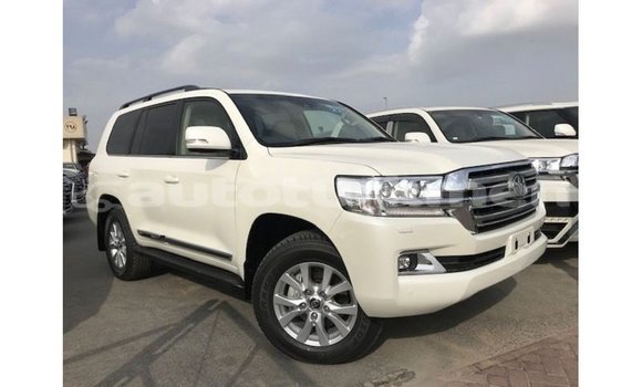 Buy Import Toyota Land Cruiser White Car in Import - Dubai in Ahal Buy Import Toyota Land Cruiser White Car in Import - Dubai in Ahal