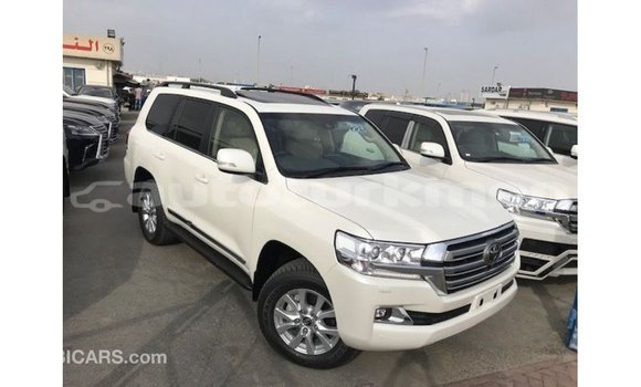 Buy Import Toyota Land Cruiser White Car in Import - Dubai in Ahal Buy Import Toyota Land Cruiser White Car in Import - Dubai in Ahal