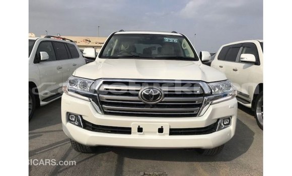 Buy Import Toyota Land Cruiser White Car in Import - Dubai in Ahal Buy Import Toyota Land Cruiser White Car in Import - Dubai in Ahal