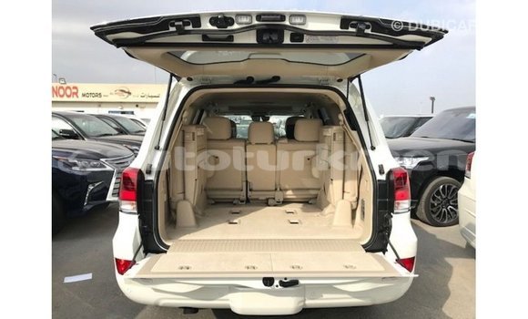 Buy Import Toyota Land Cruiser White Car in Import - Dubai in Ahal Buy Import Toyota Land Cruiser White Car in Import - Dubai in Ahal