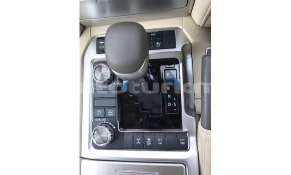 Buy Import Toyota Land Cruiser White Car in Import - Dubai in Ahal Buy Import Toyota Land Cruiser White Car in Import - Dubai in Ahal