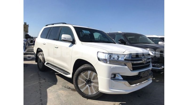 Big with watermark toyota land cruiser ahal import dubai 2368