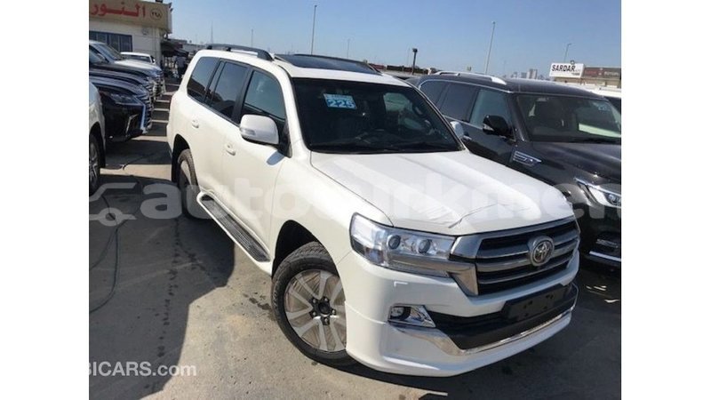 Big with watermark toyota land cruiser ahal import dubai 2368