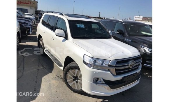 Buy Import Toyota Land Cruiser White Car in Import - Dubai in Ahal Buy Import Toyota Land Cruiser White Car in Import - Dubai in Ahal