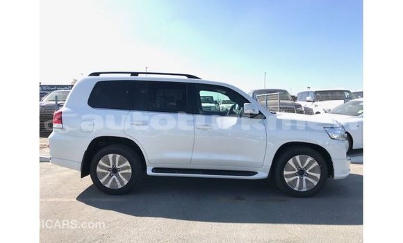 Buy Import Toyota Land Cruiser White Car in Import - Dubai in Ahal Buy Import Toyota Land Cruiser White Car in Import - Dubai in Ahal