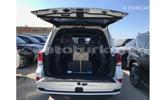 Buy Import Toyota Land Cruiser White Car in Import - Dubai in Ahal Buy Import Toyota Land Cruiser White Car in Import - Dubai in Ahal