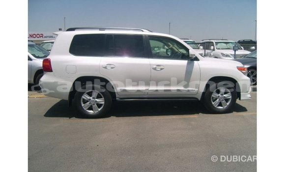 Buy Import Toyota Land Cruiser White Car in Import - Dubai in Ahal Buy Import Toyota Land Cruiser White Car in Import - Dubai in Ahal