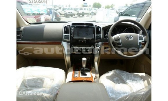 Buy Import Toyota Land Cruiser White Car in Import - Dubai in Ahal Buy Import Toyota Land Cruiser White Car in Import - Dubai in Ahal