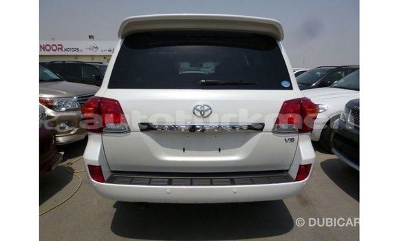 Buy Import Toyota Land Cruiser White Car in Import - Dubai in Ahal Buy Import Toyota Land Cruiser White Car in Import - Dubai in Ahal