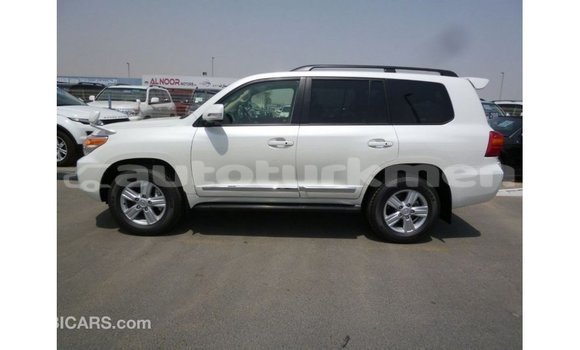 Buy Import Toyota Land Cruiser White Car in Import - Dubai in Ahal Buy Import Toyota Land Cruiser White Car in Import - Dubai in Ahal