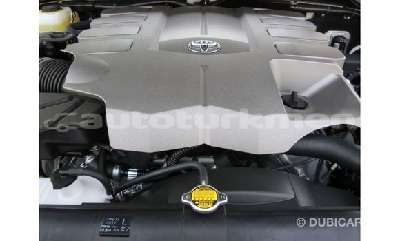 Buy Import Toyota Land Cruiser White Car in Import - Dubai in Ahal Buy Import Toyota Land Cruiser White Car in Import - Dubai in Ahal
