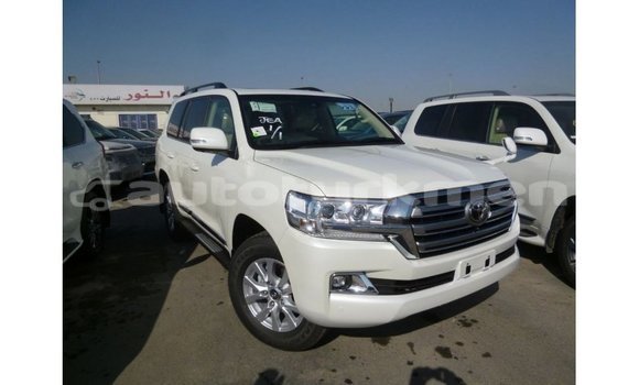 Buy Import Toyota Land Cruiser White Car in Import - Dubai in Ahal Buy Import Toyota Land Cruiser White Car in Import - Dubai in Ahal