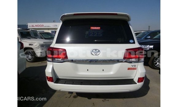 Buy Import Toyota Land Cruiser White Car in Import - Dubai in Ahal Buy Import Toyota Land Cruiser White Car in Import - Dubai in Ahal